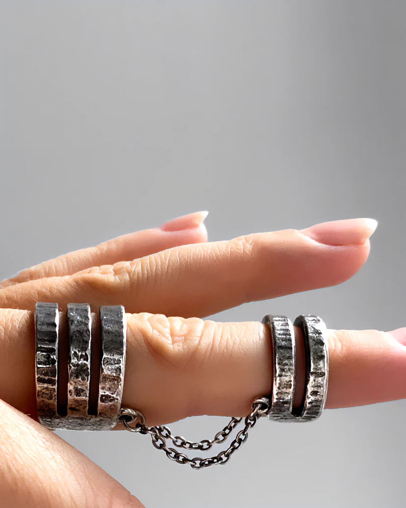 BAGUE ARTICULÉE CISELÉE - Image 7