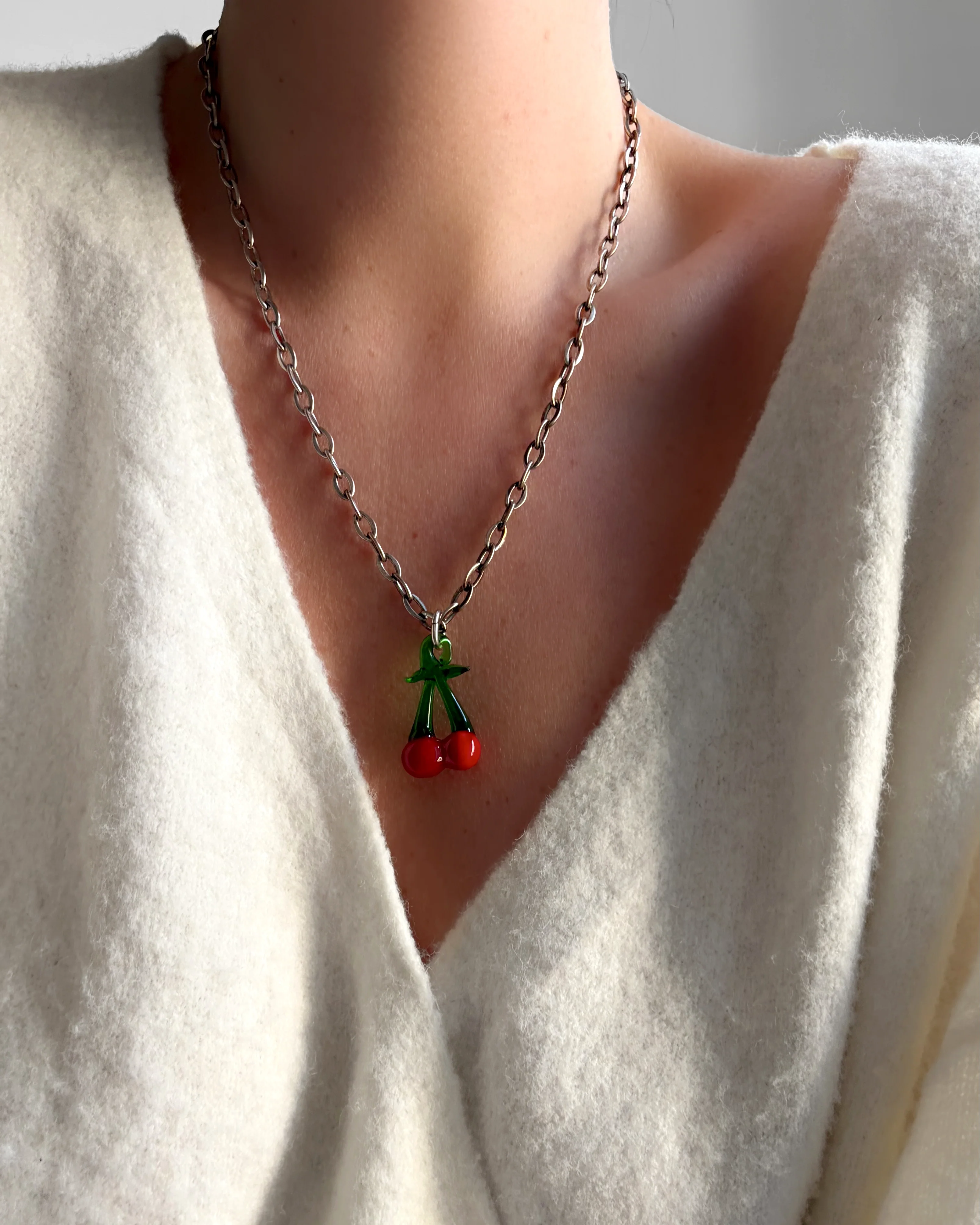 COLLIER CHERRY - Image 3