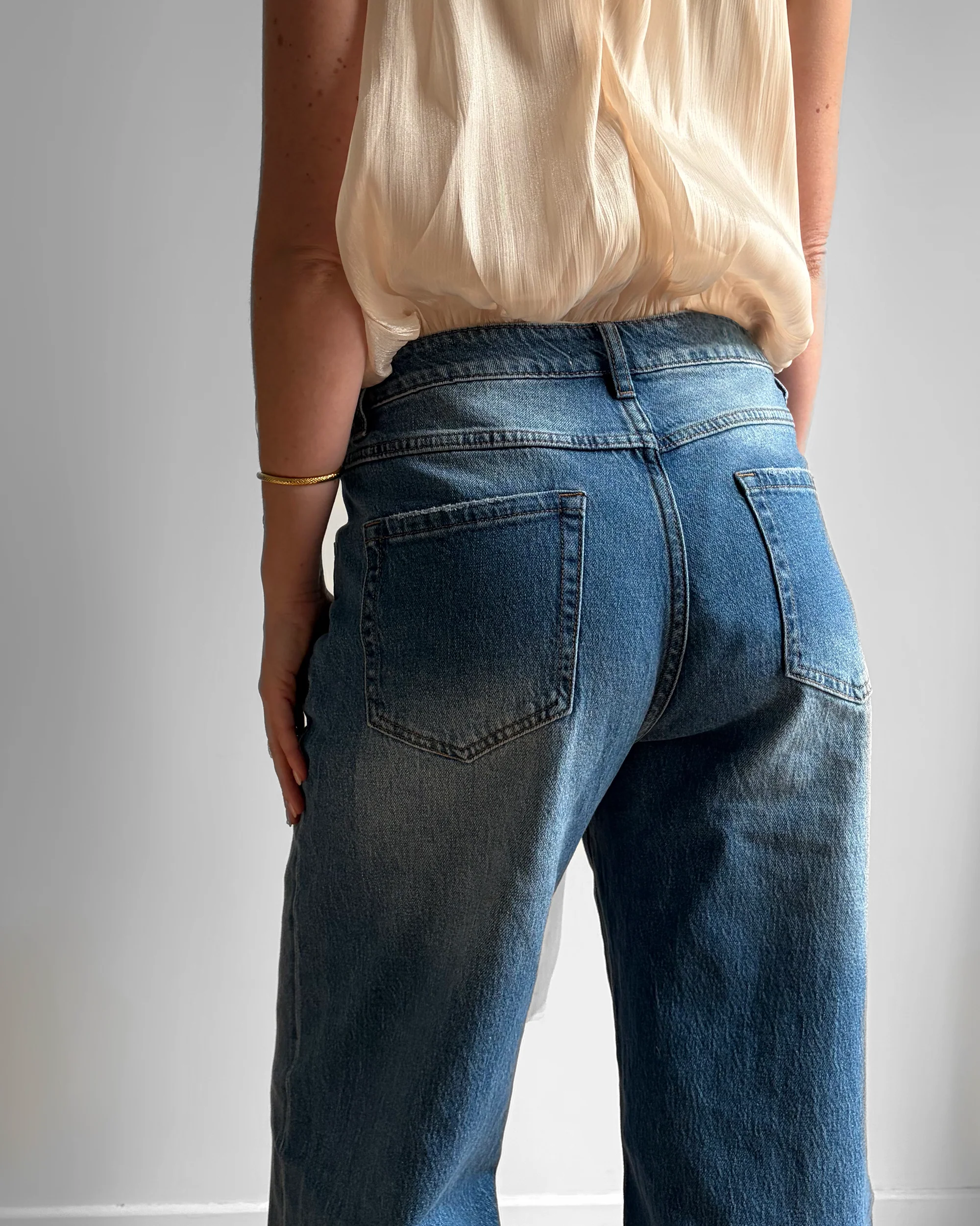 JEAN PEACHY - Image 4