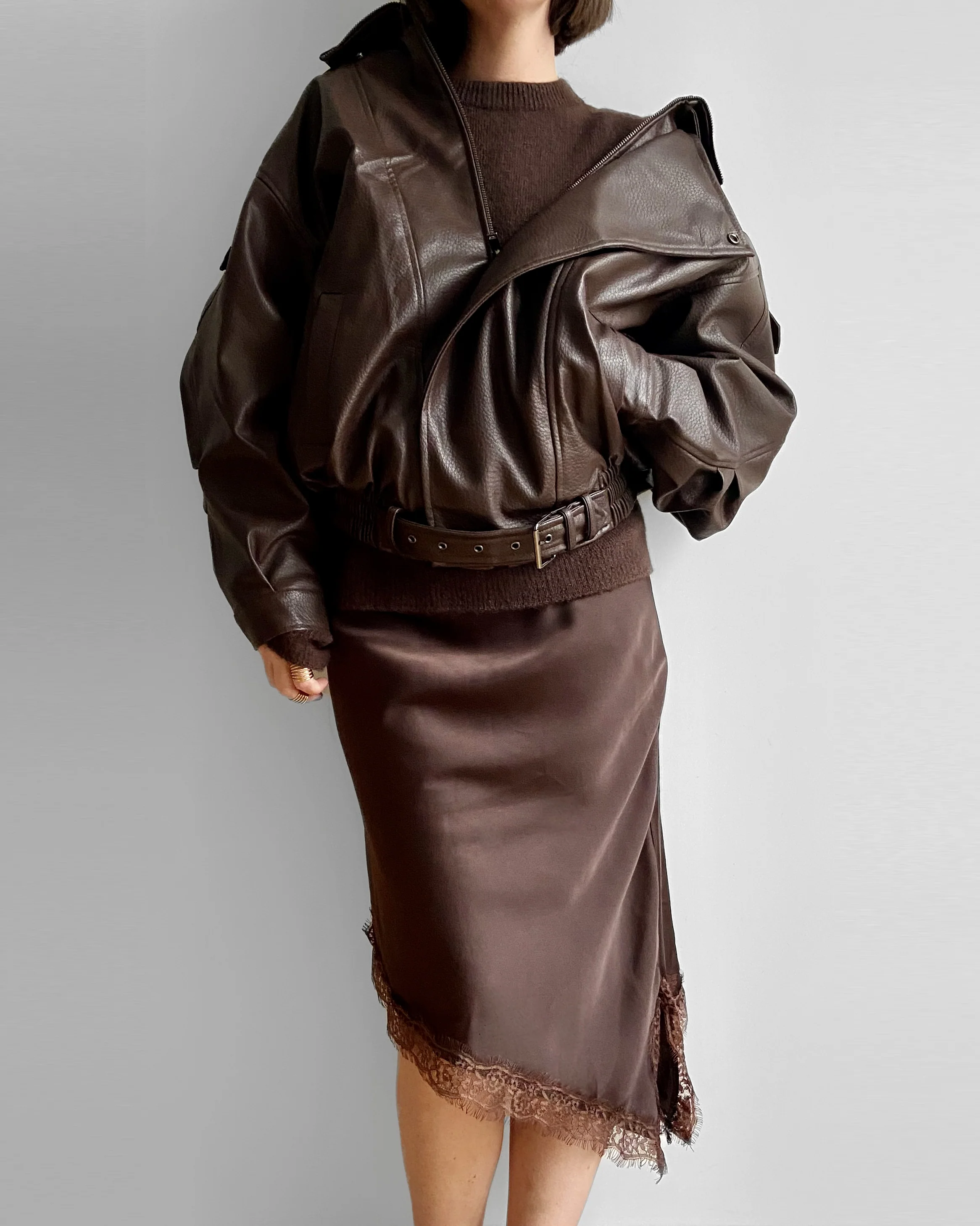 ROBE SATIN DENTELLE - Image 3